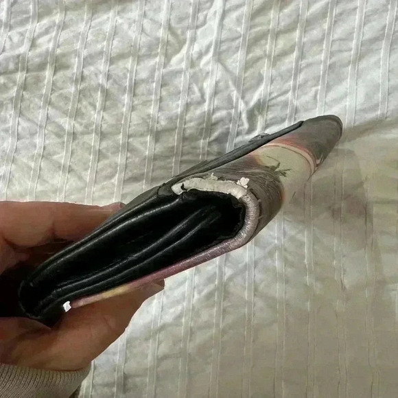 Kylo Wren Star Wars Loungefly Trifold Wallet - Picture 5 of 9